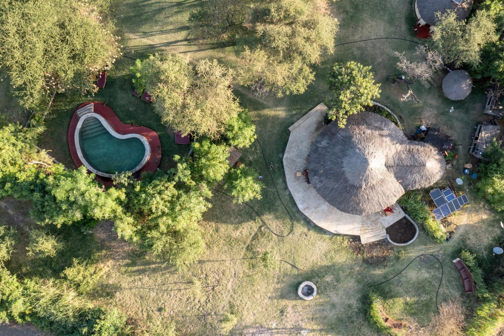 Lake Natron Maasai Giraffe Eco Lodge And Camping Mtowabaga 외부 사진