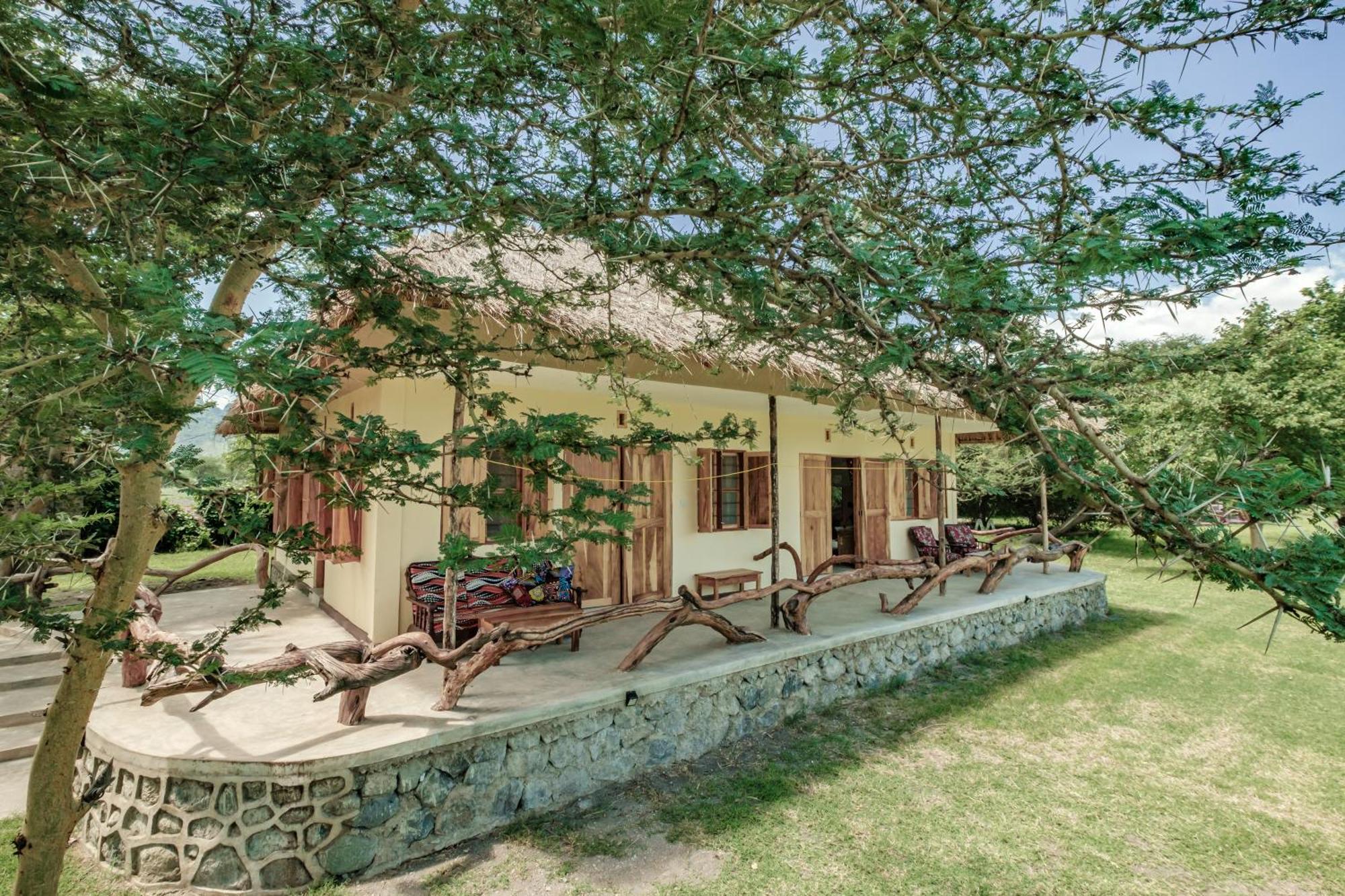 Lake Natron Maasai Giraffe Eco Lodge And Camping Mtowabaga 외부 사진